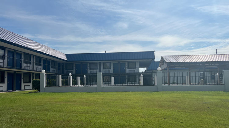 American Inn Pontotoc Exterior