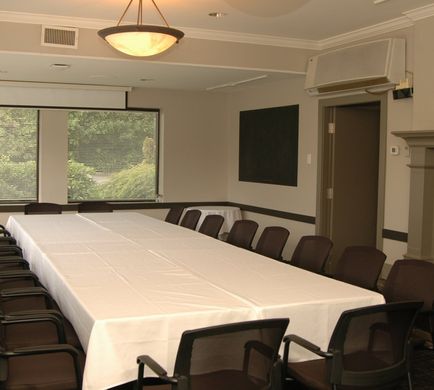Ramada Duncan Cowichan Valley Meeting