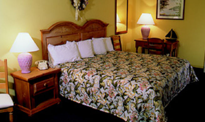 Lodge at Turbat's Creek Room