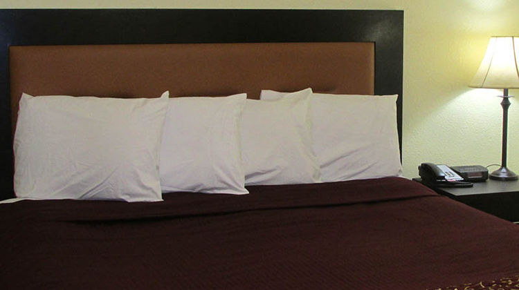 Mountain Star Inn Room