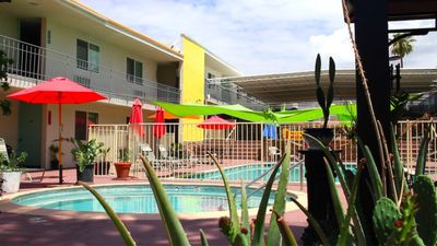 Sandpiper Inn