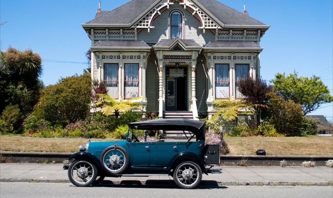 Abigail's Elegant Victorian Mansion Exterior
