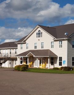 Brackley Beach North Winds Inn & Suites