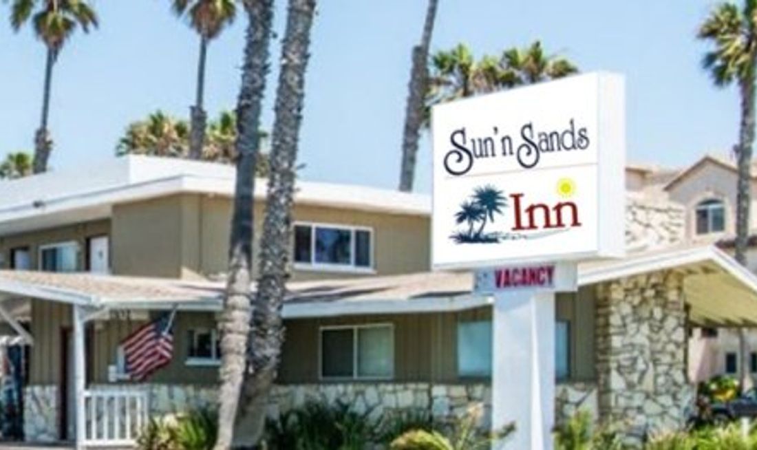 Sun 'n Sands Motel Exterior