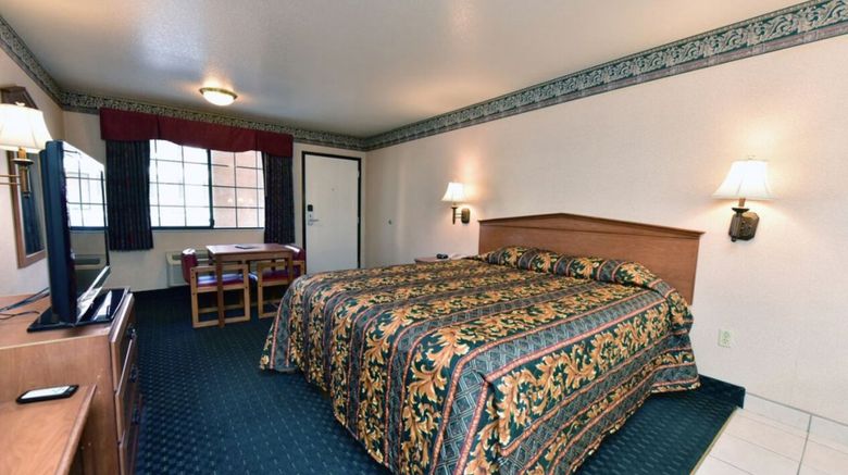 <b>La Mirage Inn Room</b>