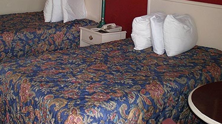 Knights Inn St George Room