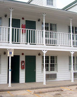 Stratford Motor Inn