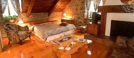 Auberge Baker Room