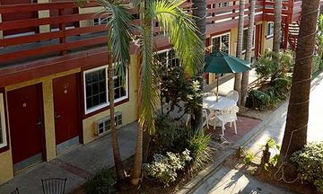 Garden Inn Hotel
