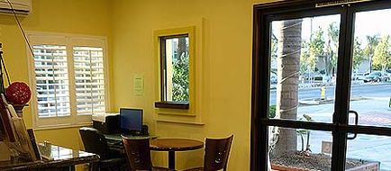 Garden Inn Hotel Lobby
