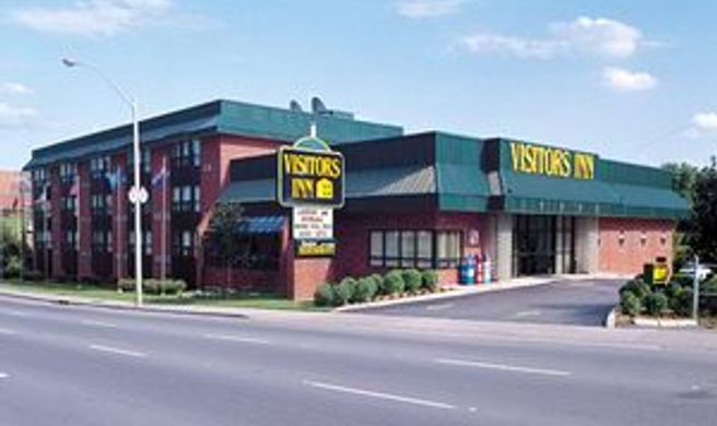 Visitors Inn Exterior