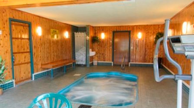 <b>Magnuson Hotel Pictured Rocks Spa</b>