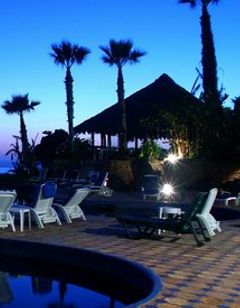Las Rocas Resort & Spa