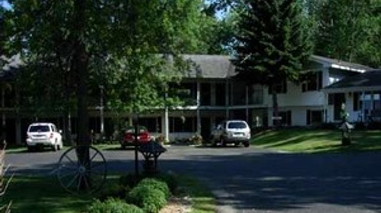 Parkside Inn Exterior