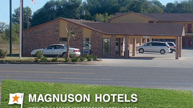 Shiloh Inn Exterior