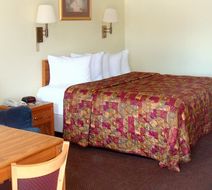 Shiloh Inn Room