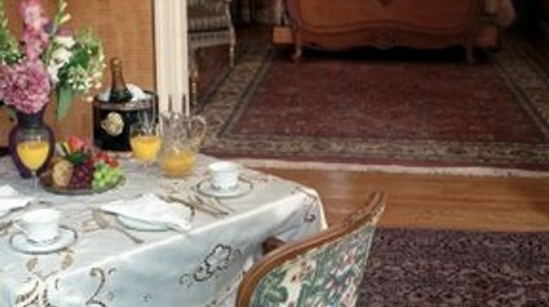 <b>Gramercy Mansion Suite</b>