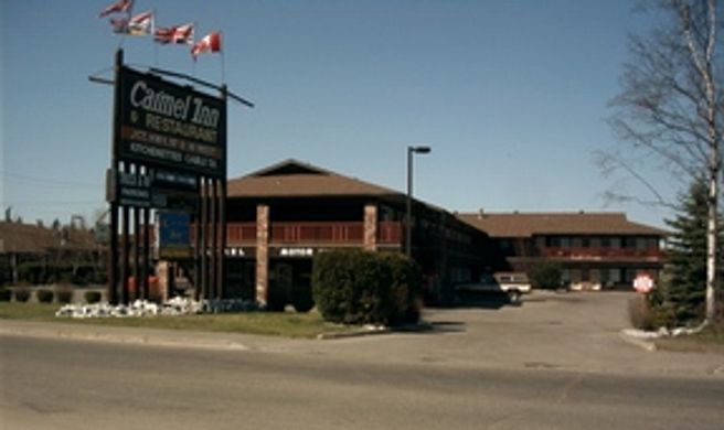 Carmel Inn Exterior