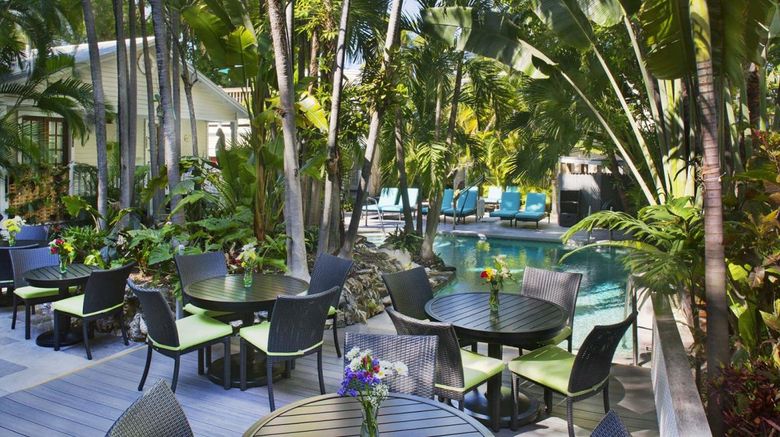 <b>Westwinds Inn Pool</b>