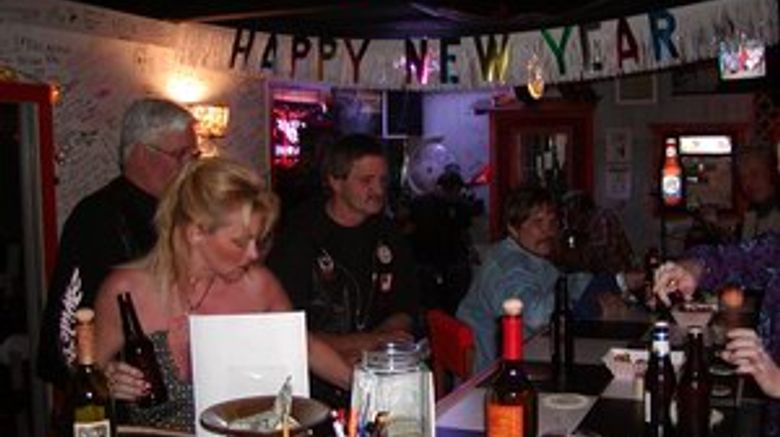 <b>Cruise-Inn at Kimberling Heights Restaurant</b>