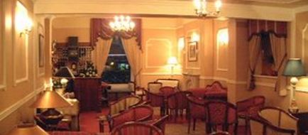Ely House Hotel Lobby