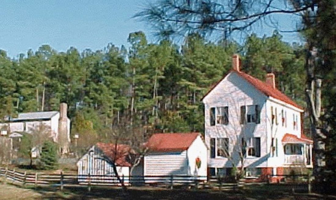 Piney Grove at Southall's Plantation Exterior