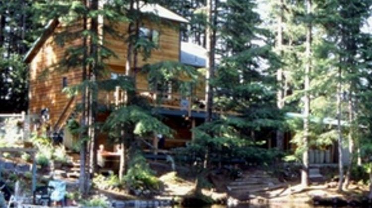 Pearsons Pond Luxury Inn & Adventure Spa Exterior