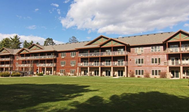 Eagle Waters Resort Exterior