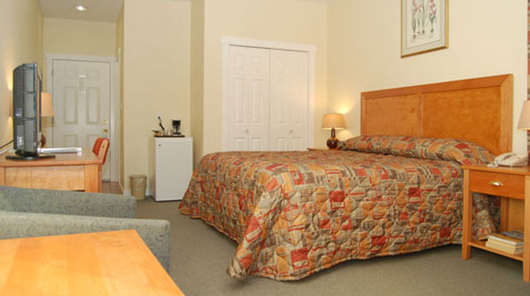 Summerland Motel Room