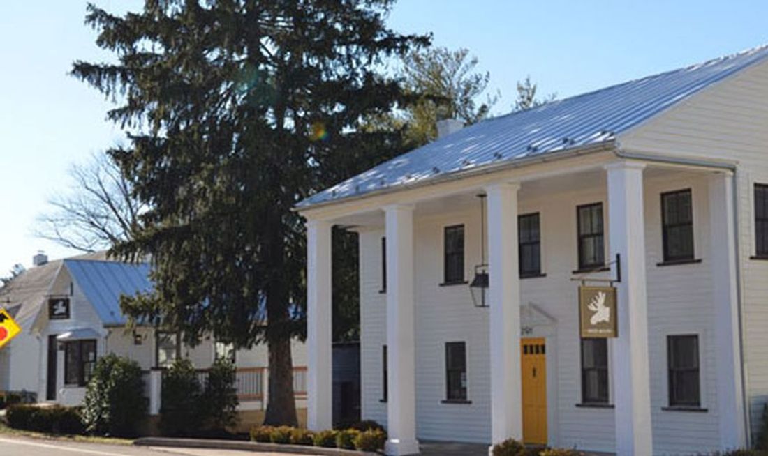 The White Moose Inn Exterior