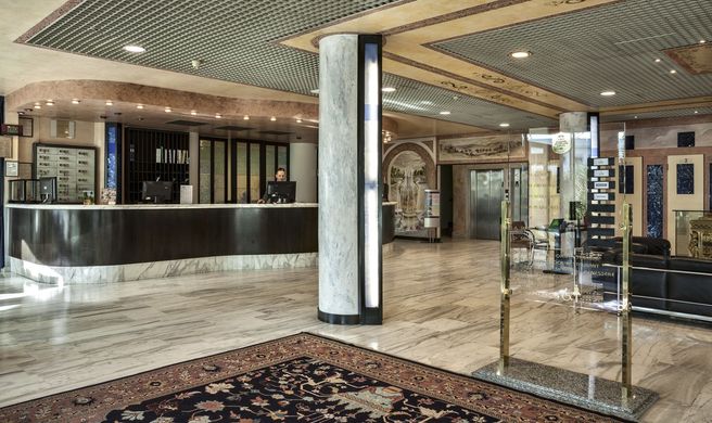 Hotel Saccardi & Spa Lobby