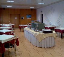 Tiby Hotel Restaurant