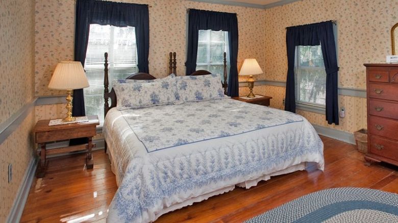 <b>Baladerry Inn at Gettysburg Room</b>
