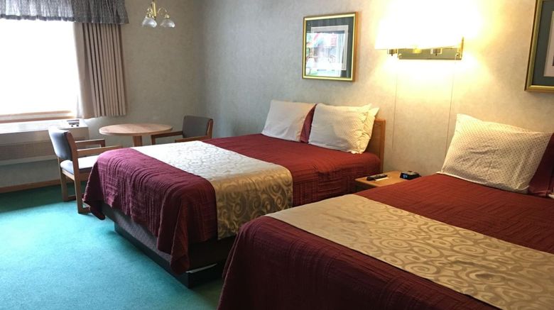 <b>Rustic Manor Motor Lodge Room</b>
