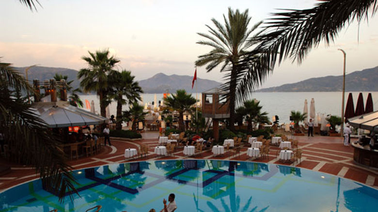 <b>Elegance Hotel Pool</b>