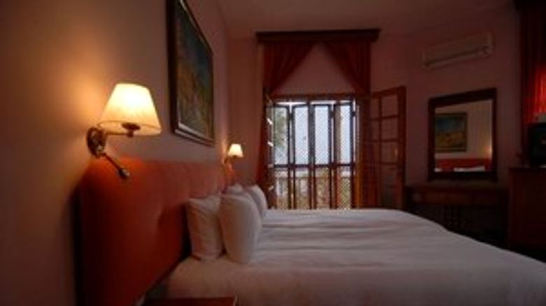 <b>Club & Hotel Letoonia Room</b>