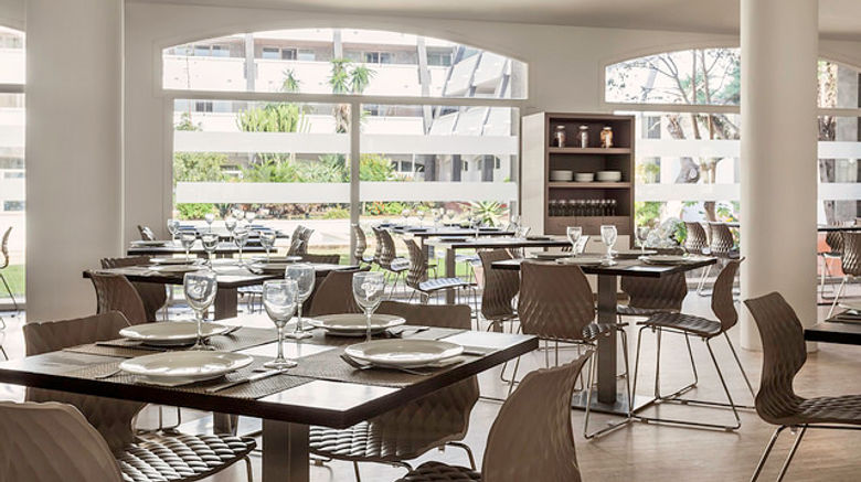 <b>Hotel Ilunion Islantilla Restaurant</b> <b>Hotel Ilunion Islantilla Restaurant</b>
