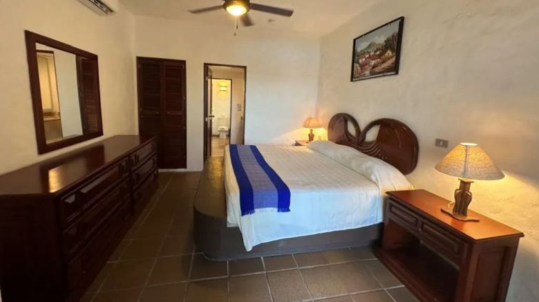 <b>Hotel Quijote Inn Room</b>