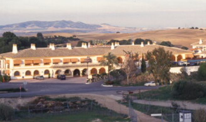 La Cueva Park Exterior
