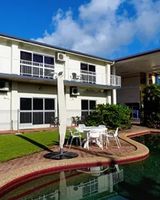 Barrier Reef Motel