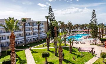 Louis Phaethon Beach Hotel