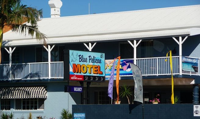 Blue Pelican Motel Exterior