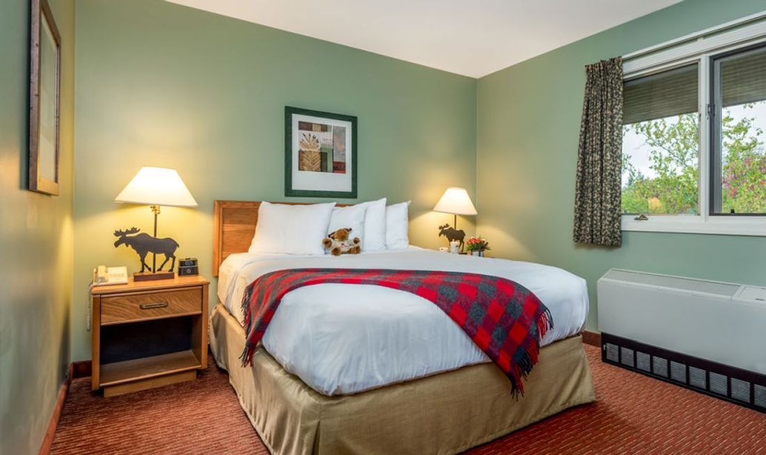 Grand Summit Resort Hotel Room