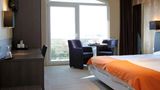 Donny Hotel Room