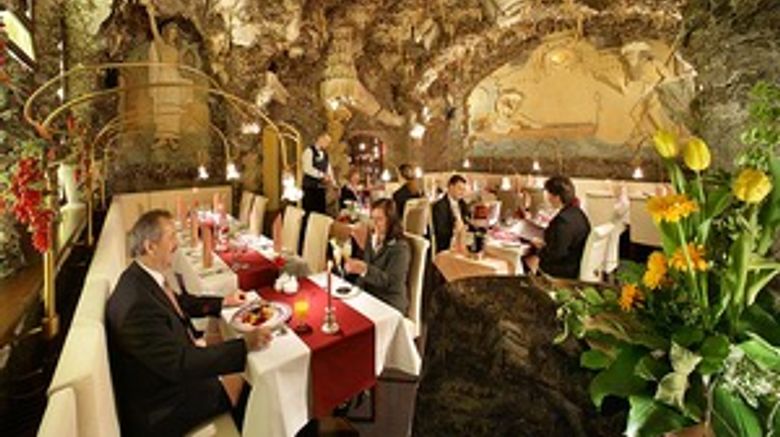 <b>Hotel Adria Restaurant</b>