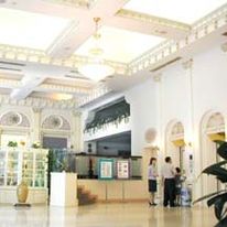 Lees Hotel