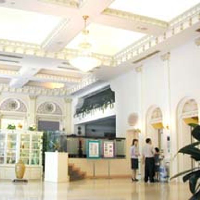Lees Hotel