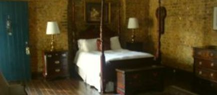 27 State Street Bed & Breakfast Suite