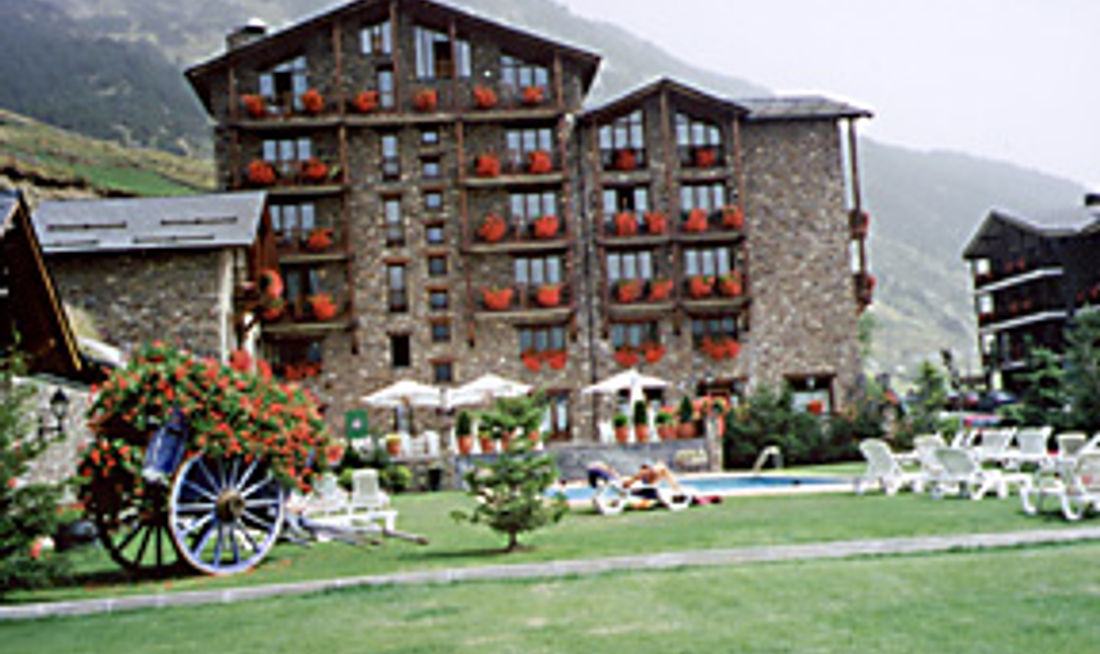 Sport Hotel Exterior