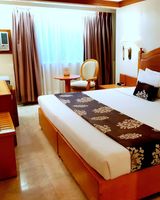 Palm Grove Hotel